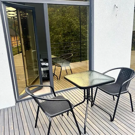 Hotel Welkome *
